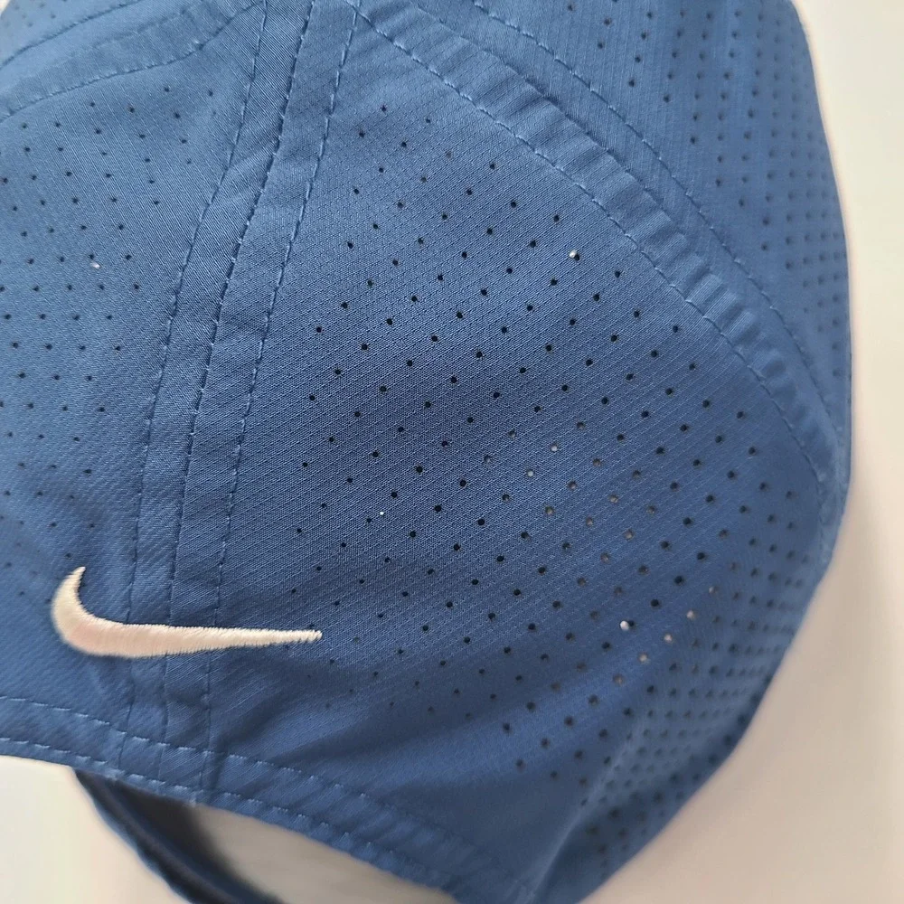 Nike Hat Adjustable Blue White Nike Golf Perforated Mesh Swoosh Logo Casual Men